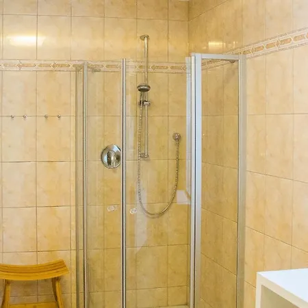 Διαμέρισμα Geraeumige In Fuer Bis Zu 4 Personen - Barriefrei *